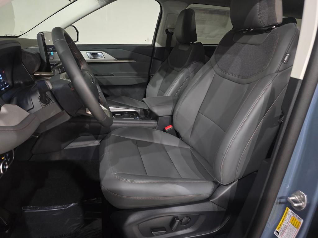 new 2025 Ford Explorer car, priced at $46,668