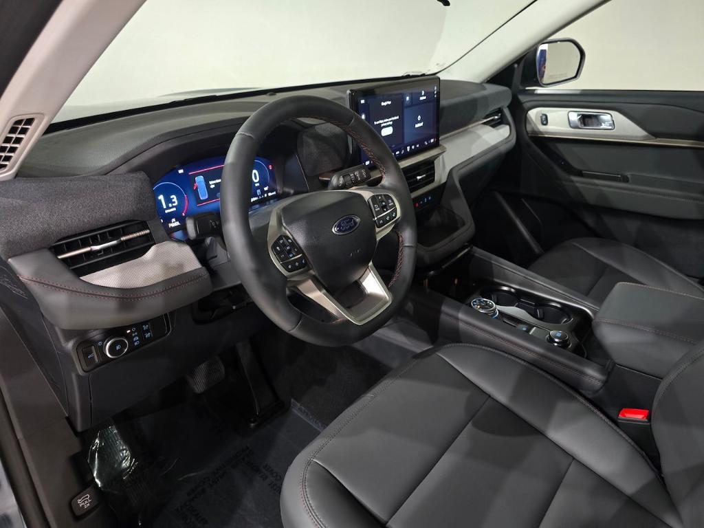 new 2025 Ford Explorer car, priced at $46,668