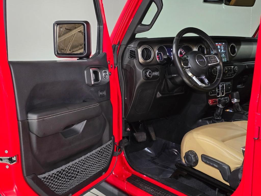 used 2019 Jeep Wrangler Unlimited car, priced at $32,892