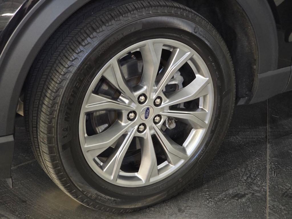 used 2023 Ford Explorer car