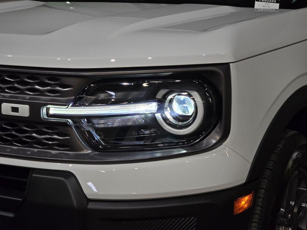 new 2025 Ford Bronco Sport car, priced at $29,998
