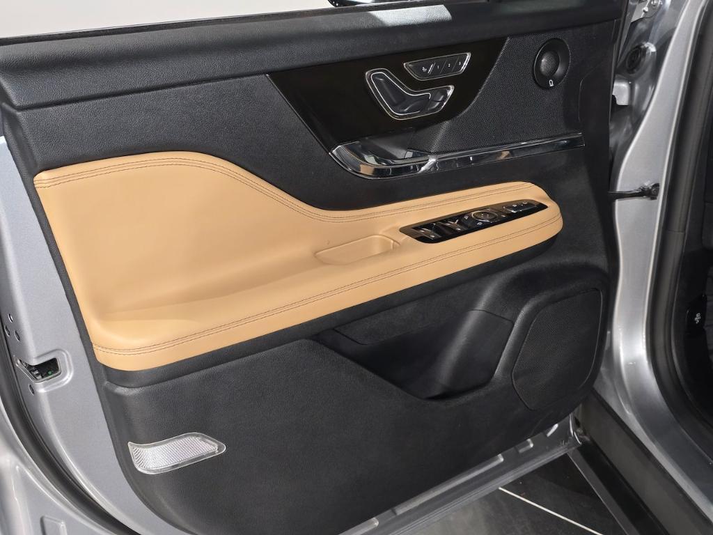 used 2022 Lincoln Corsair car, priced at $30,822