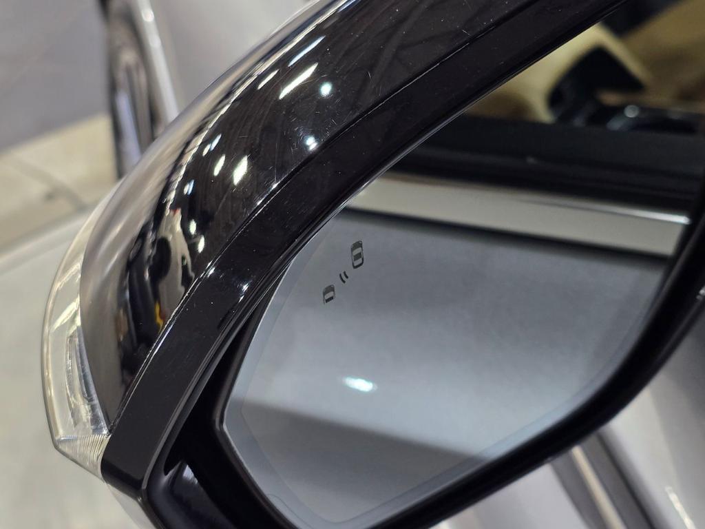 used 2022 Lincoln Corsair car, priced at $30,822