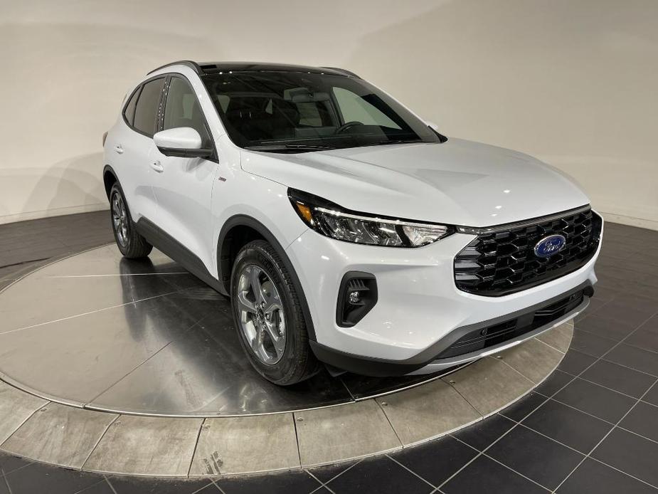 new 2025 Ford Escape car, priced at $38,695