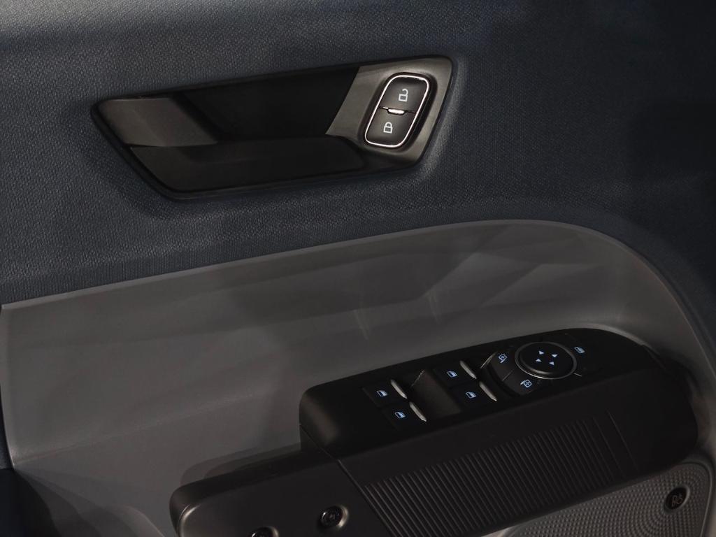 new 2025 Ford Maverick car, priced at $38,612