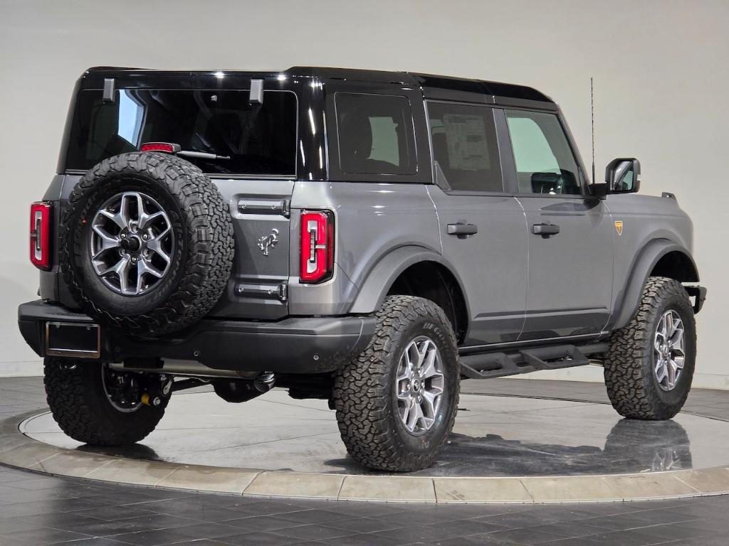 new 2024 Ford Bronco car, priced at $54,303