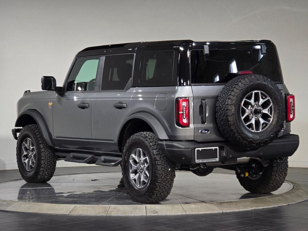 new 2024 Ford Bronco car, priced at $54,303