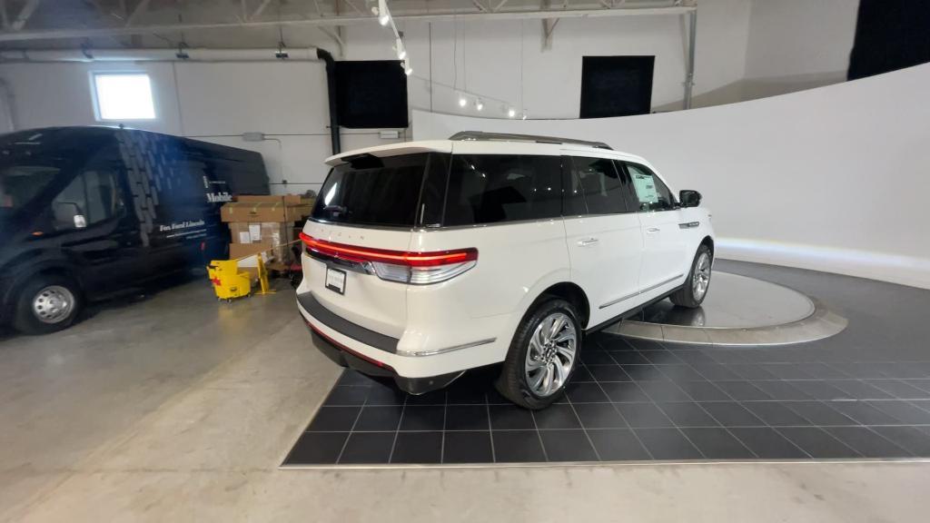 new 2024 Lincoln Navigator car, priced at $94,199