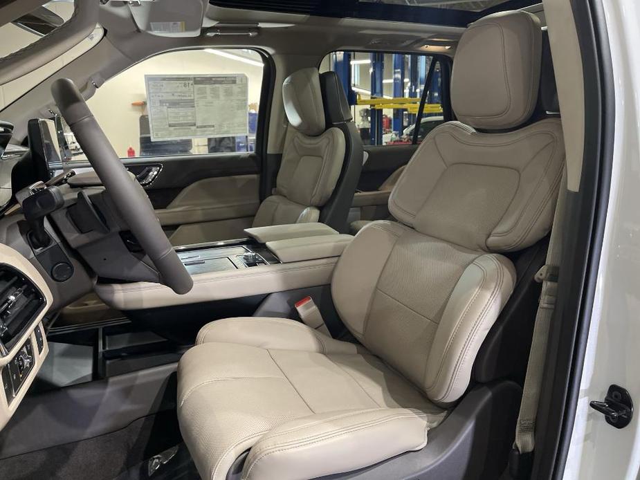 new 2024 Lincoln Navigator car, priced at $94,199