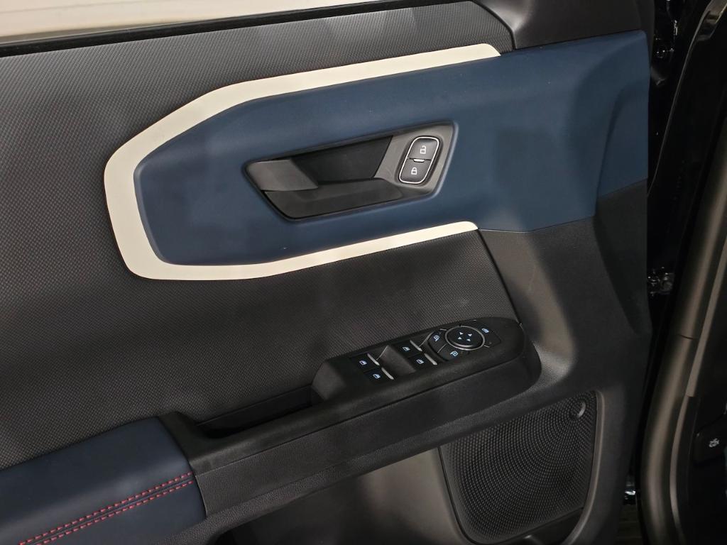 new 2025 Ford Bronco Sport car, priced at $33,657