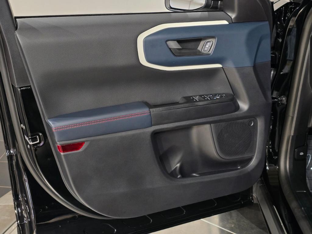 new 2025 Ford Bronco Sport car, priced at $33,657