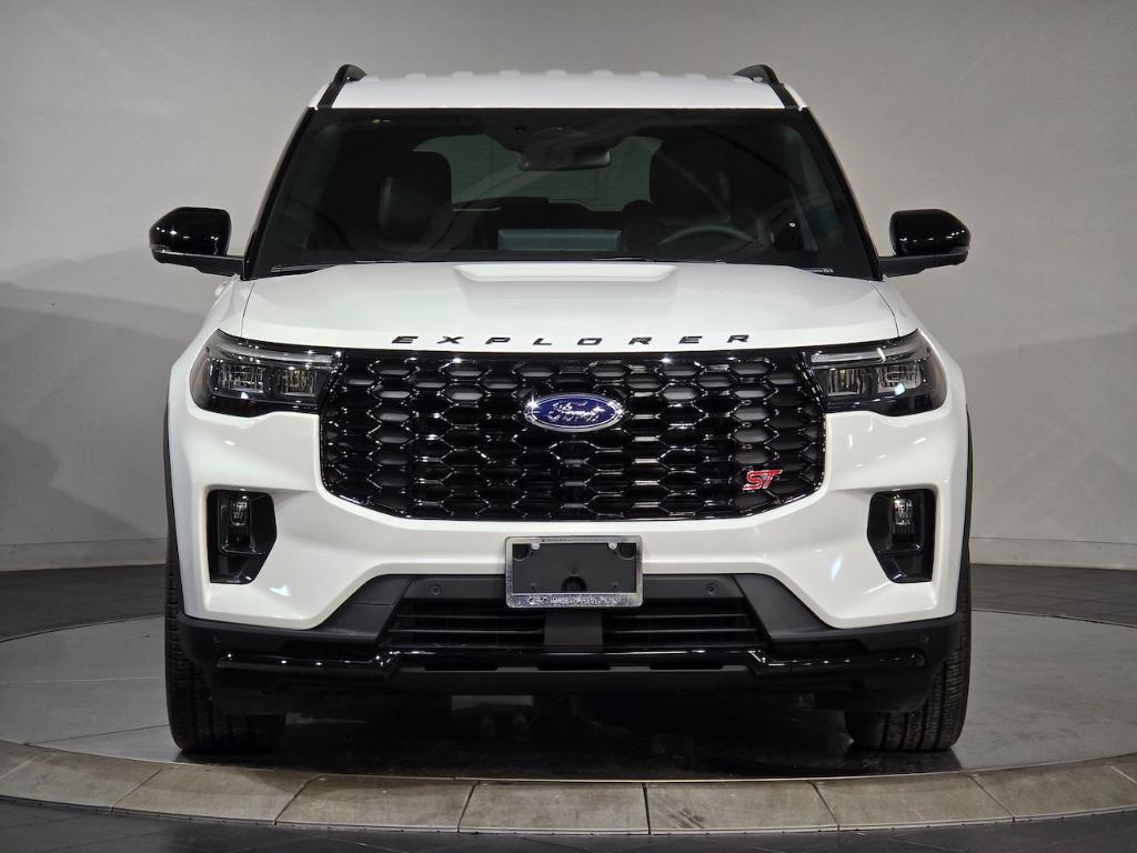 new 2025 Ford Explorer car, priced at $55,006