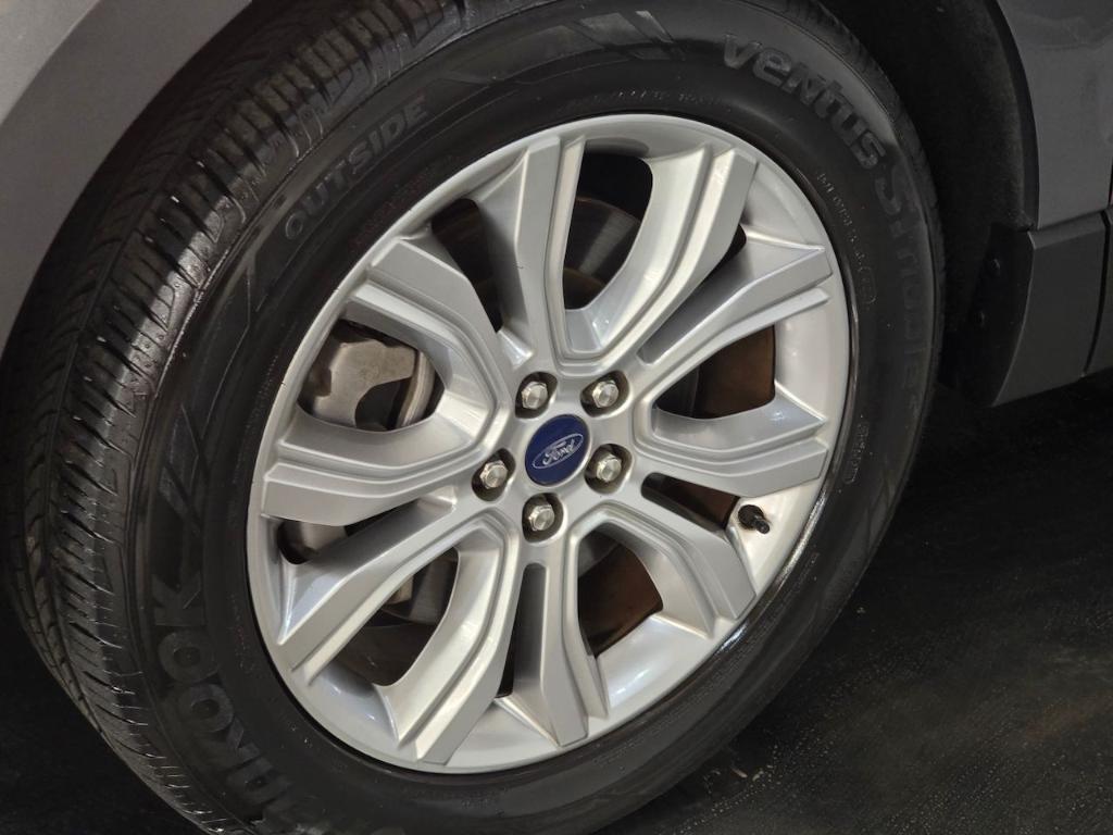 used 2022 Ford Edge car, priced at $22,997