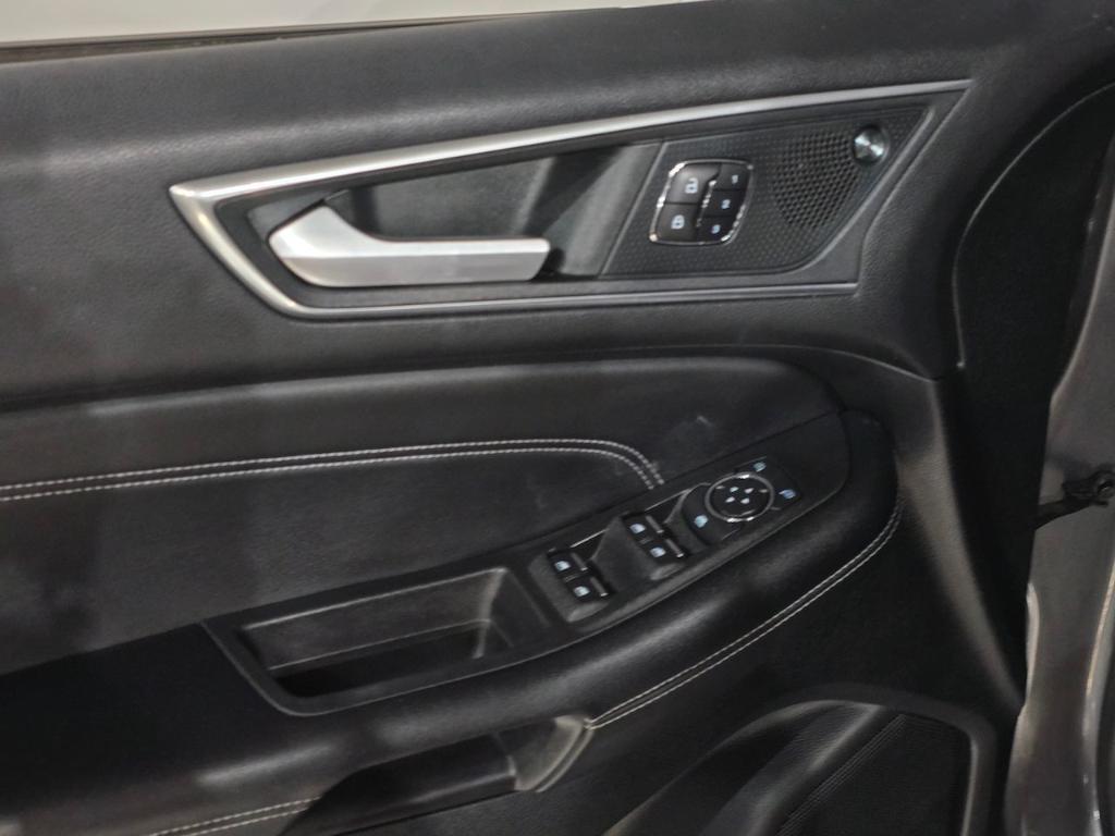 used 2022 Ford Edge car, priced at $22,997