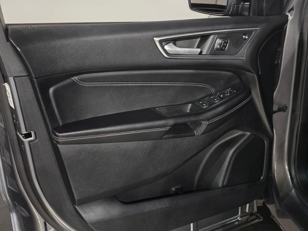used 2022 Ford Edge car, priced at $22,997