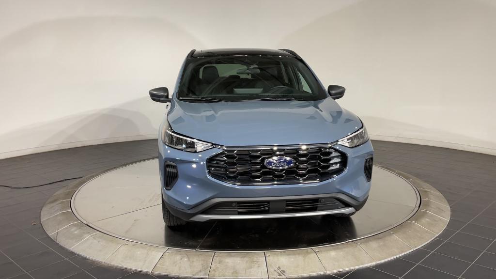 new 2025 Ford Escape car, priced at $33,699