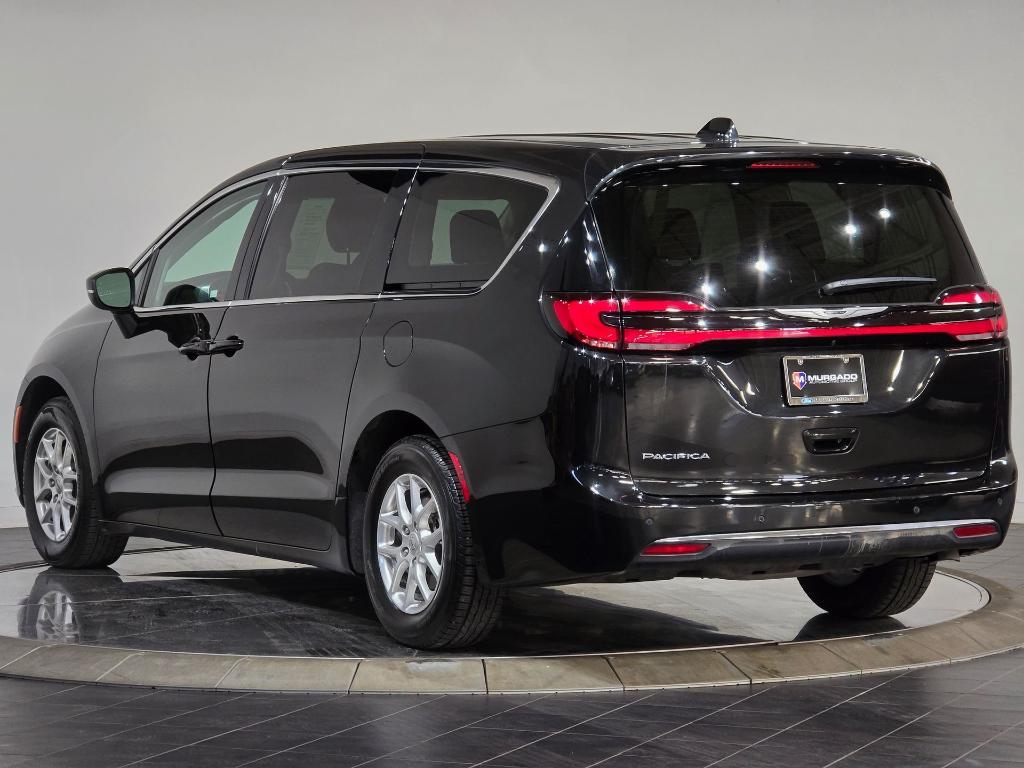 used 2023 Chrysler Pacifica car, priced at $23,914