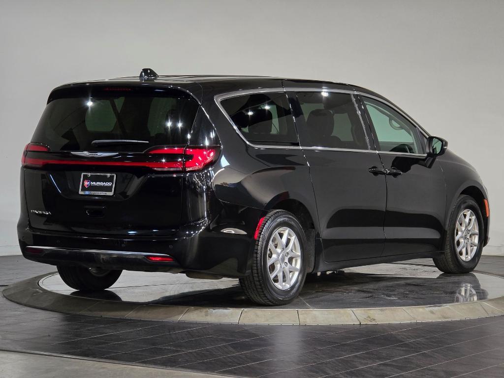 used 2023 Chrysler Pacifica car, priced at $23,914
