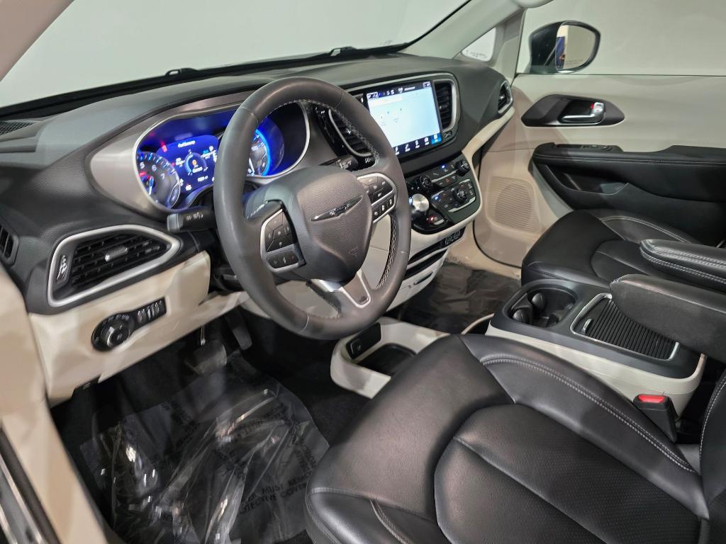 used 2023 Chrysler Pacifica car, priced at $23,914