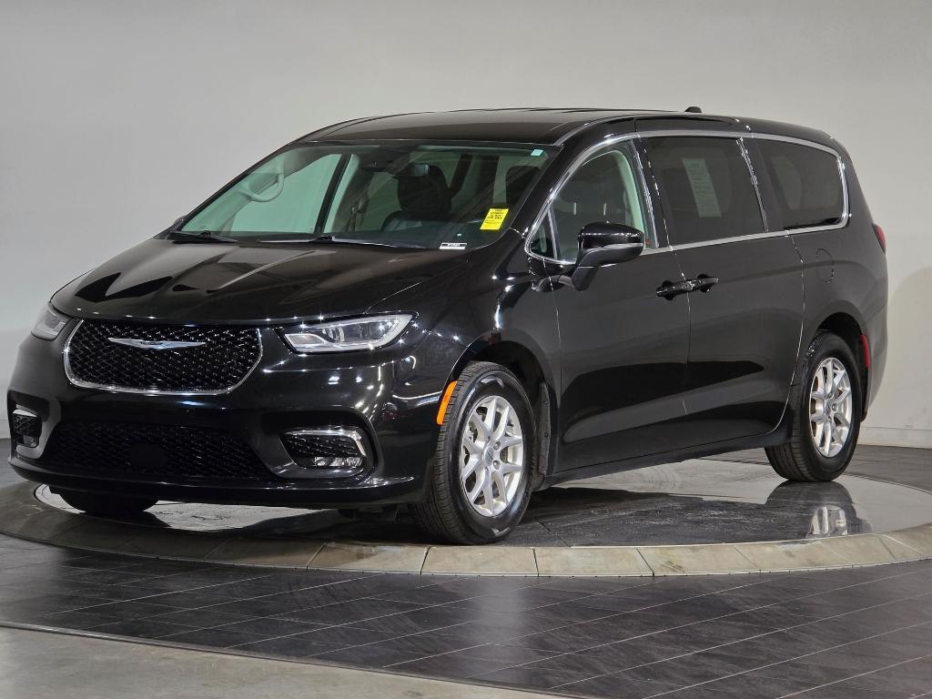 used 2023 Chrysler Pacifica car, priced at $23,914