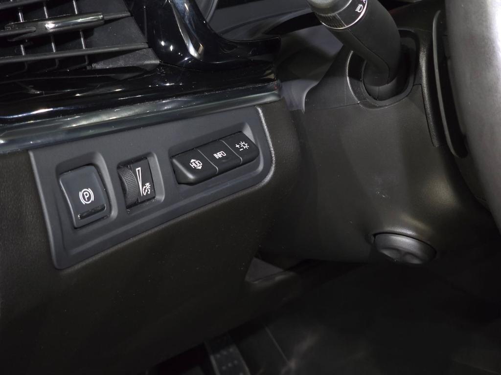used 2022 Cadillac XT6 car, priced at $31,856
