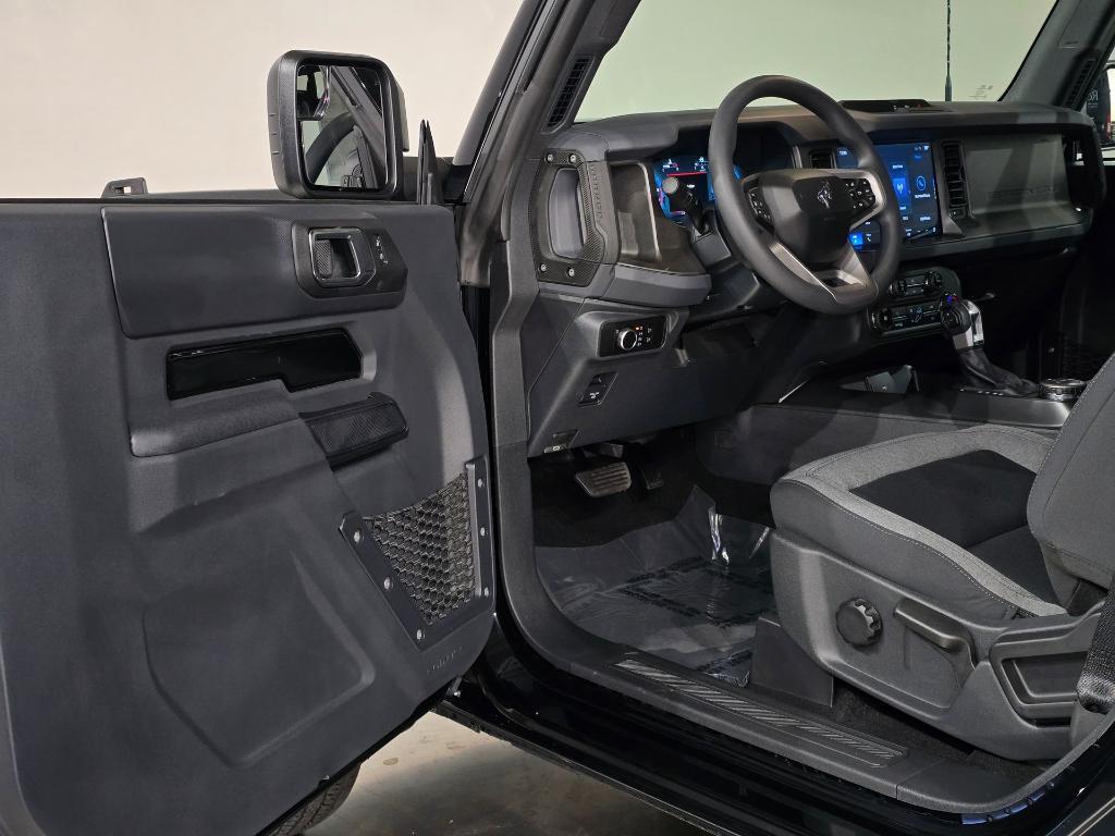 new 2025 Ford Bronco car, priced at $41,212