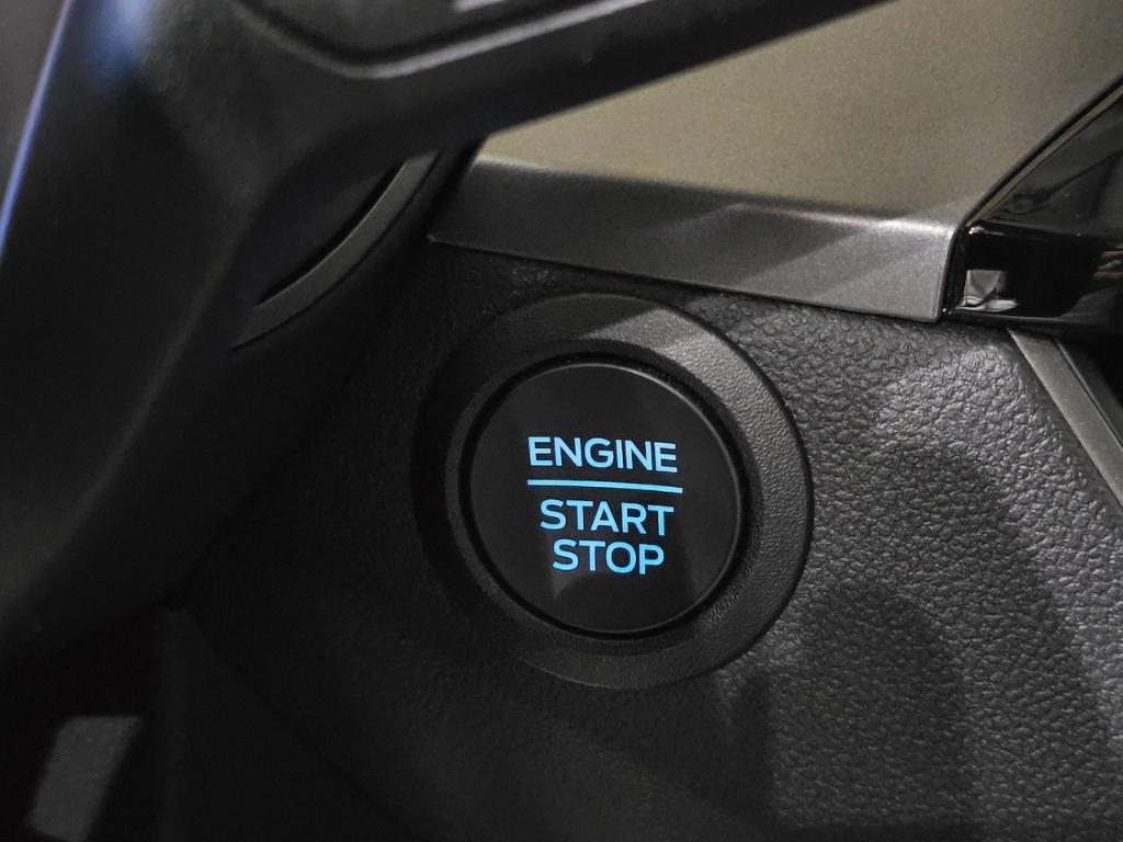 new 2025 Ford Escape car, priced at $29,713