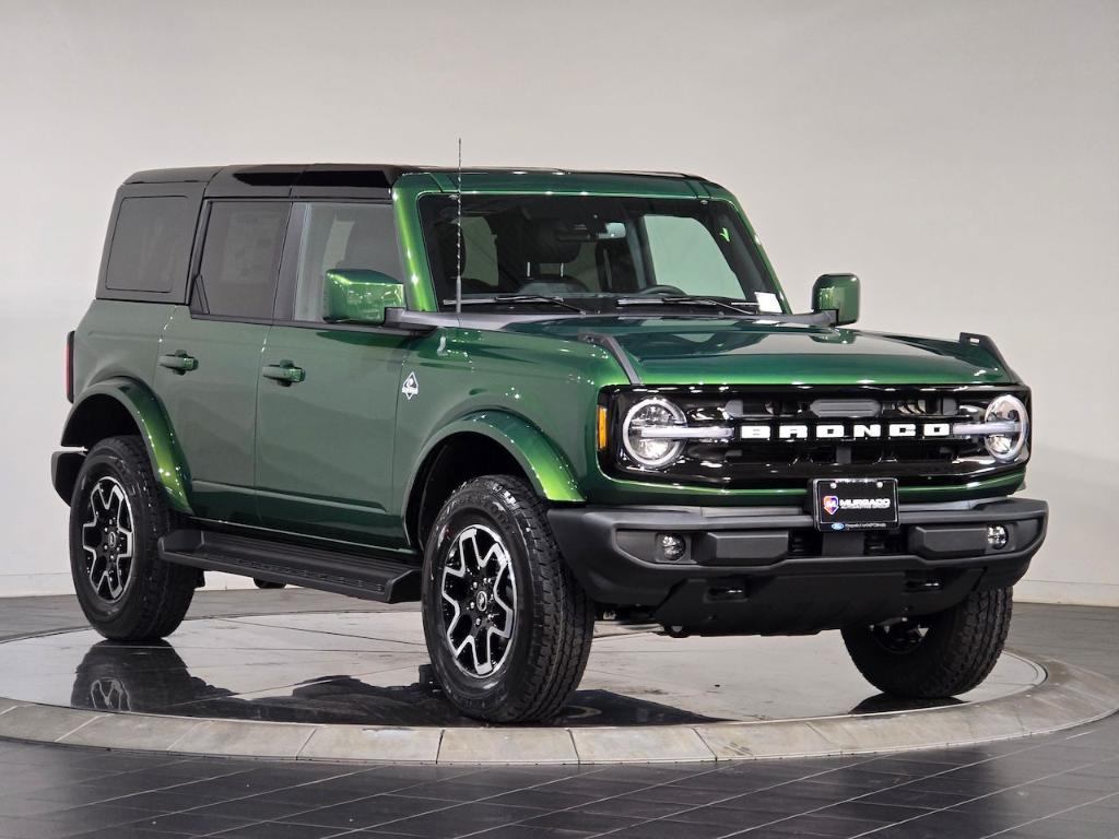 new 2025 Ford Bronco car, priced at $48,006