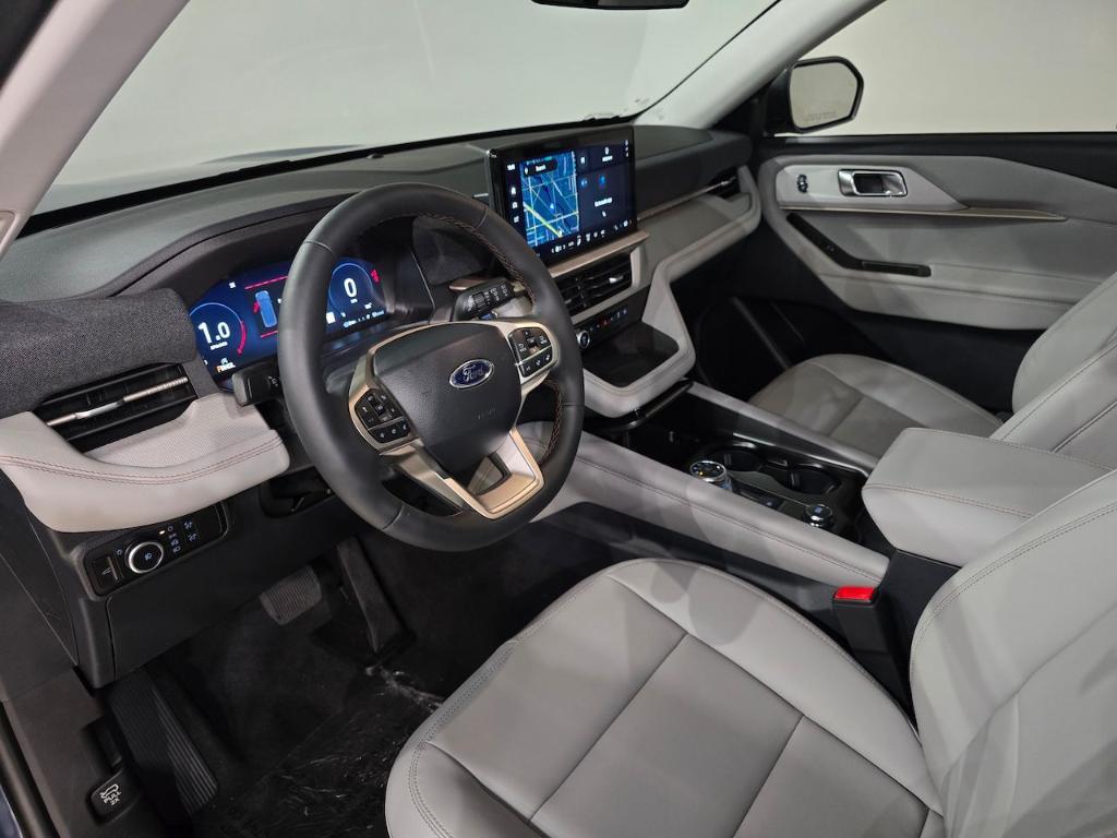 new 2025 Ford Explorer car, priced at $45,246