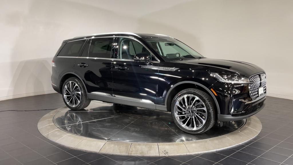 new 2025 Lincoln Aviator car, priced at $70,695