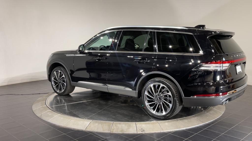 new 2025 Lincoln Aviator car, priced at $70,695