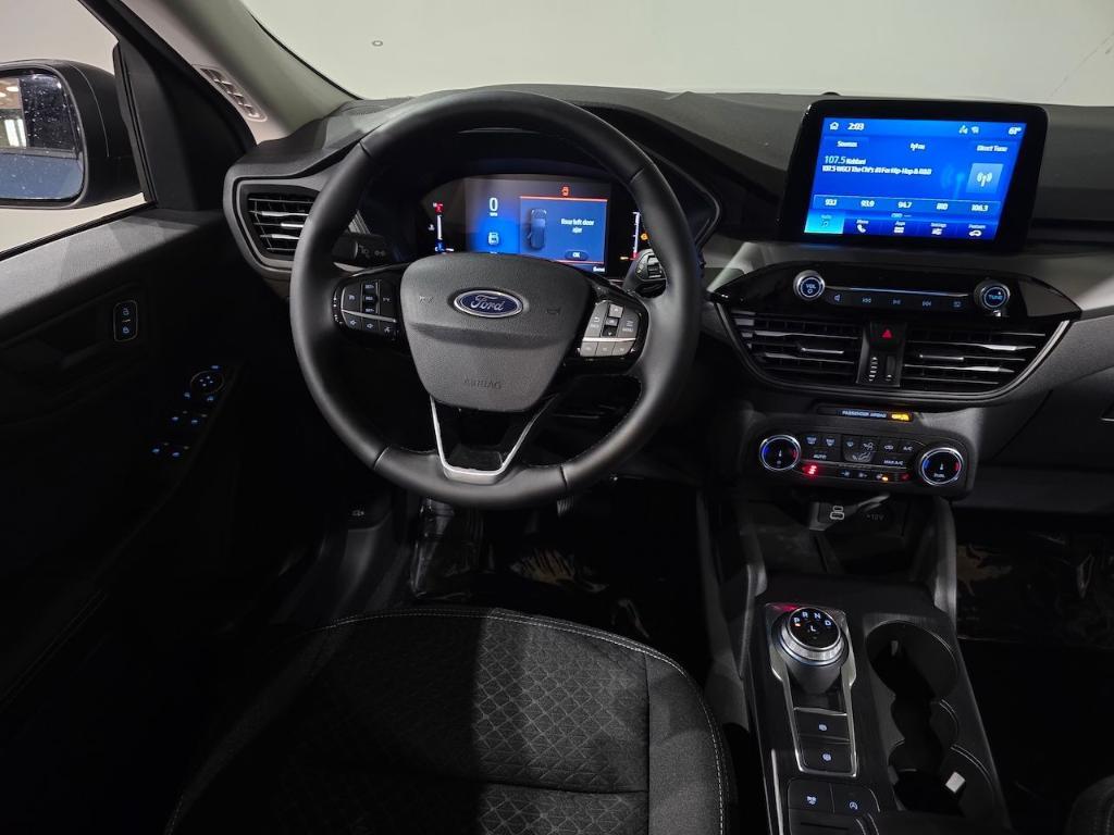 new 2025 Ford Escape car, priced at $29,040