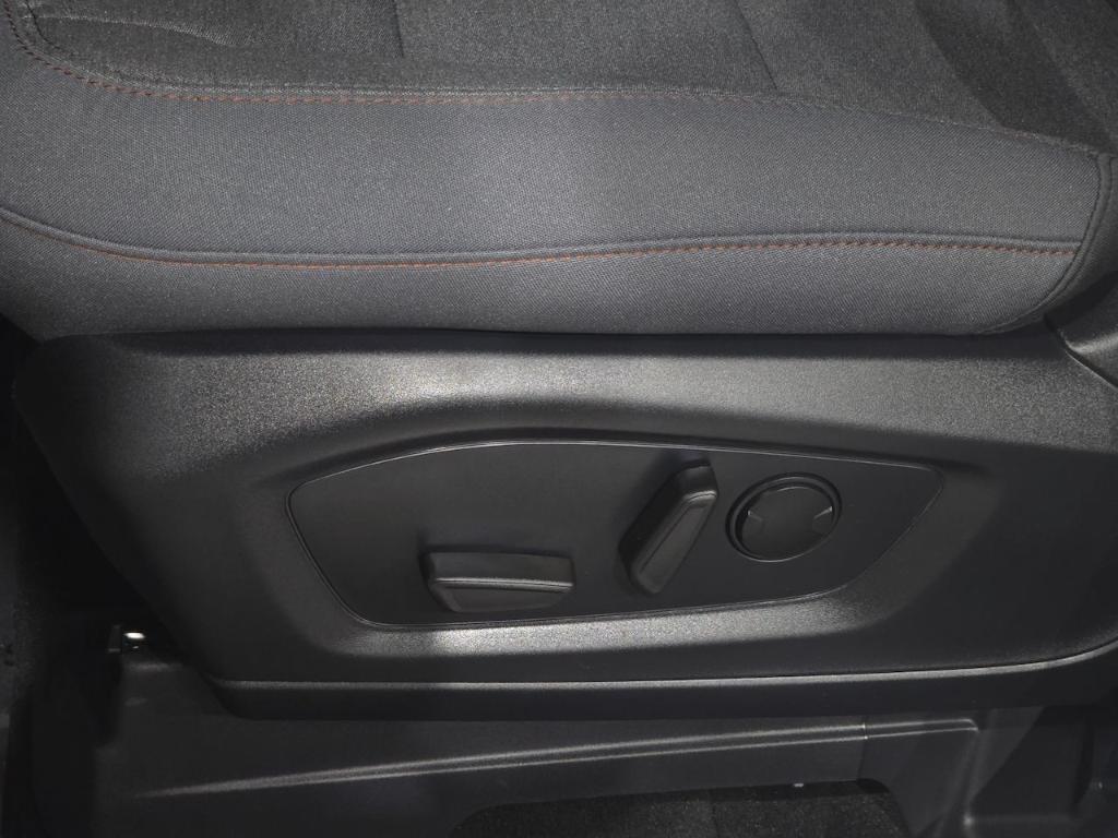 new 2025 Ford Explorer car, priced at $41,450