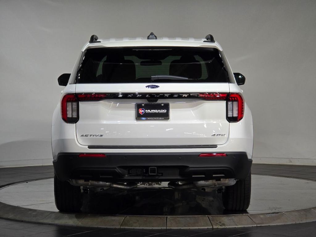 new 2025 Ford Explorer car, priced at $41,450