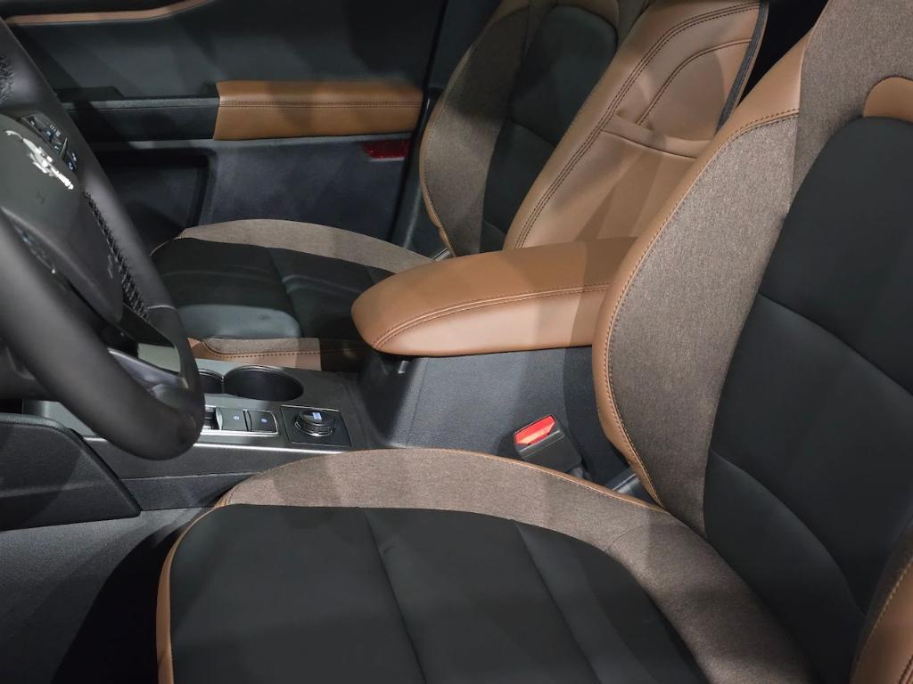 new 2025 Ford Bronco Sport car, priced at $41,670