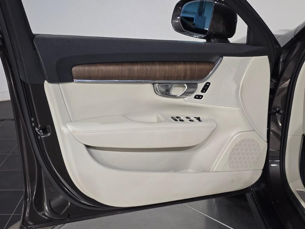 used 2021 Volvo V90 Cross Country car, priced at $38,298