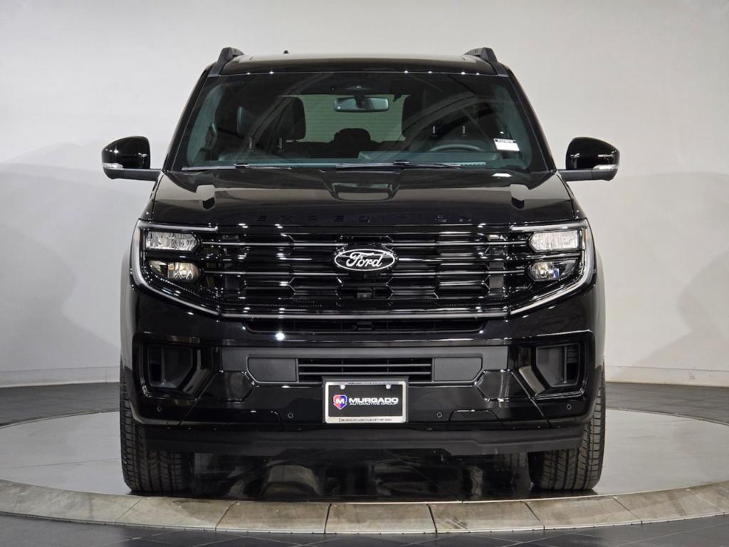 new 2025 Ford Expedition car, priced at $80,023