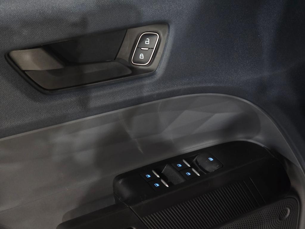 new 2025 Ford Maverick car, priced at $32,493