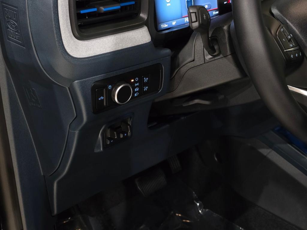 new 2025 Ford Maverick car, priced at $34,332