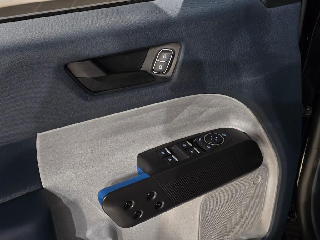 new 2025 Ford Maverick car, priced at $34,332