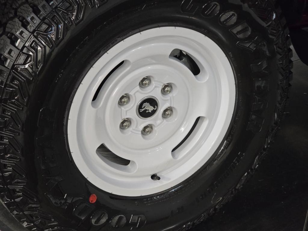 new 2025 Ford Bronco car, priced at $52,014