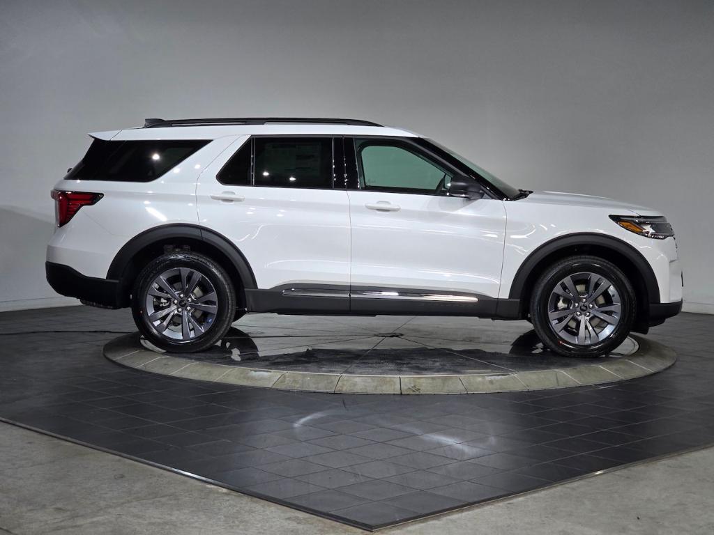 new 2025 Ford Explorer car, priced at $51,275