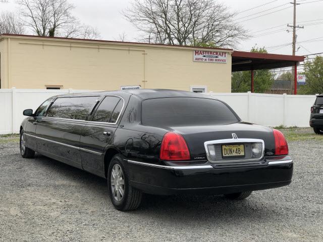 used 2011 Lincoln Town Car car, priced at $14,995