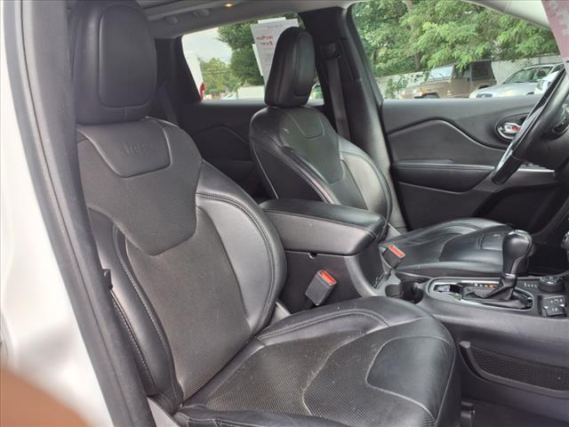 used 2019 Jeep Cherokee car, priced at $14,995