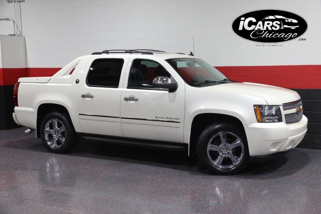 used 2013 Chevrolet Avalanche car, priced at $30,888