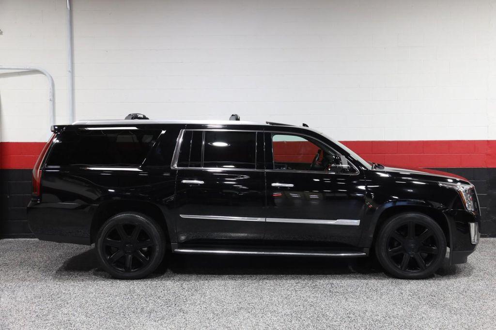 used 2016 Cadillac Escalade ESV car, priced at $30,988
