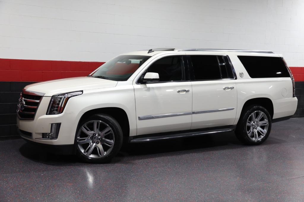 used 2015 Cadillac Escalade ESV car, priced at $32,888