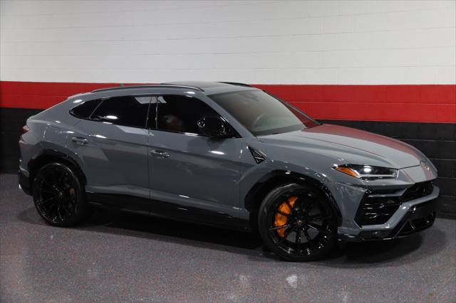 used 2022 Lamborghini Urus car, priced at $279,888