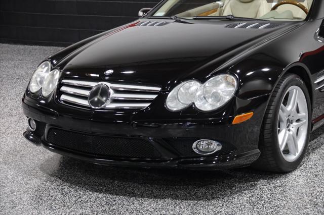 used 2007 Mercedes-Benz SL-Class car, priced at $23,788