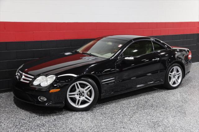 used 2007 Mercedes-Benz SL-Class car, priced at $23,788